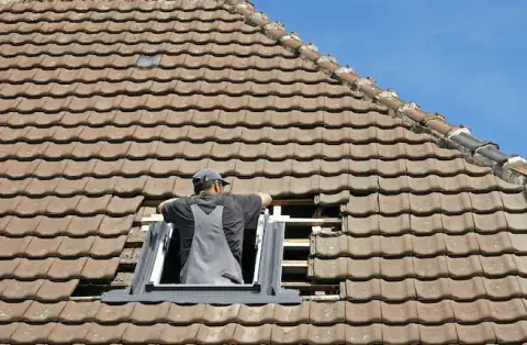 Pose de velux - Saint-Étienne-de-Crossey